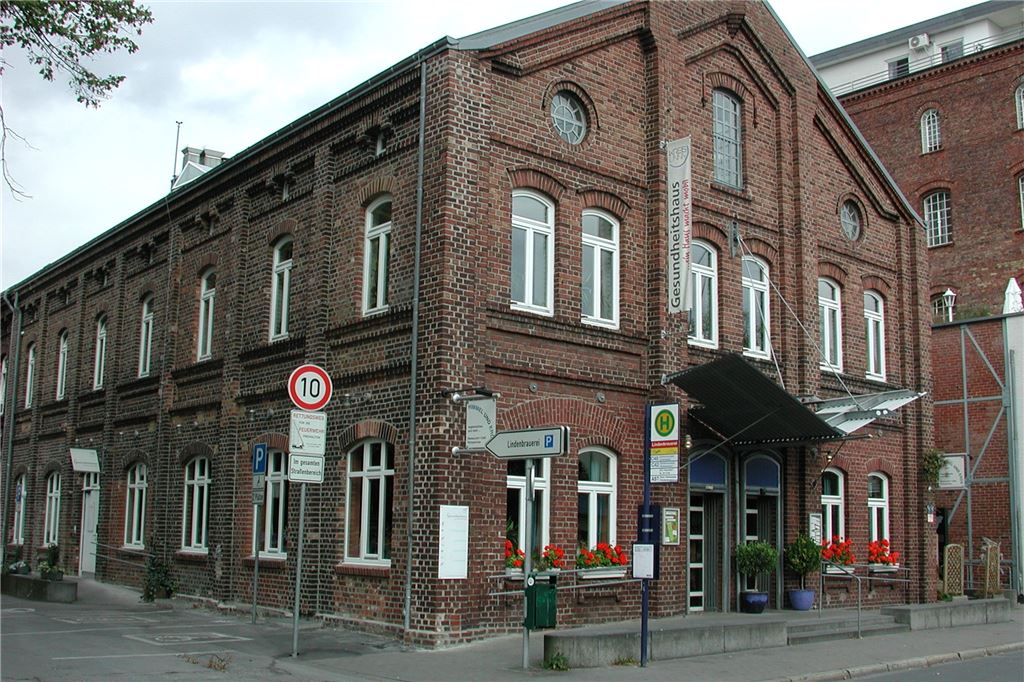 „Du siehst gar nicht krank aus“ – Post-Covid und der Kampf gegen Vorurteile Die neue Selbsthilfegruppe mit Menschen, die an Long- und Post-Covid leiden, trifft sich im Gesundheitshaus Unna. Das nächste Treffen wird am 30. August um 11 Uhr stattfinden. (Anmeldung über den Kreis Unna, selbsthilfe@kreis-unna.de.)