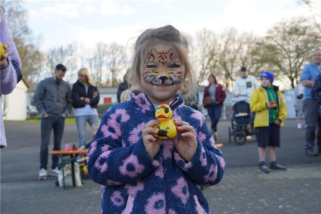 Die Piraten-Ente von Lotta aus Königsborn war die schnellste im Rennen.