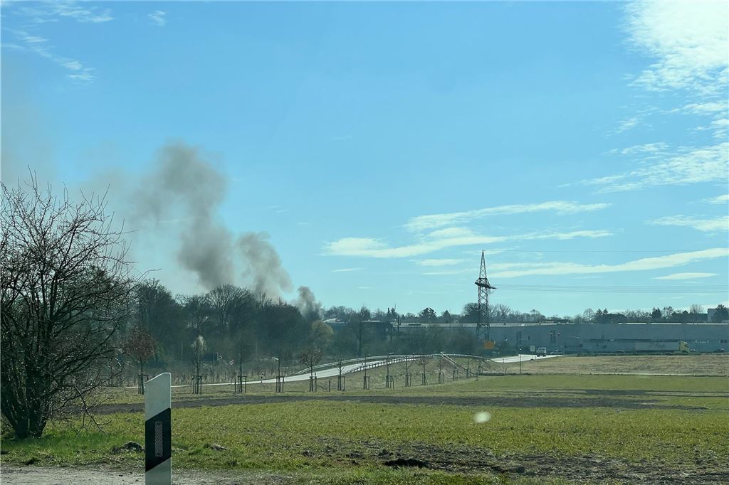 Die Rauchentwicklung aus Richtung der Rudolf-Diesel-Straße/Hochstraße waren deutlich zu sehen.