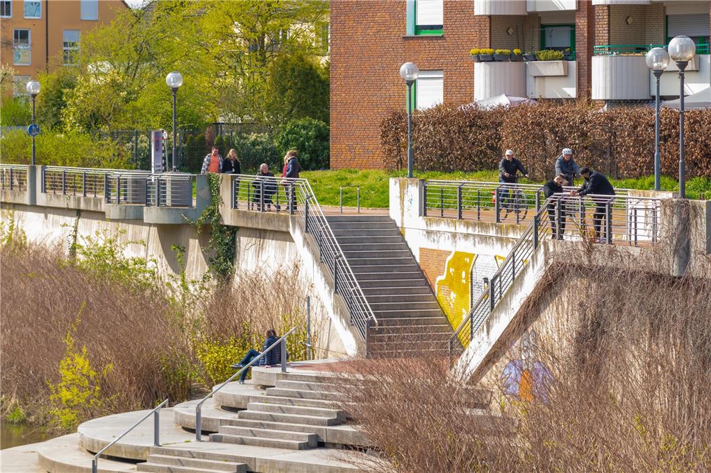Die Treppenkaskaden direkt in der Innenstadt sind ein Idealer Platz zum Sonnenbaden. 