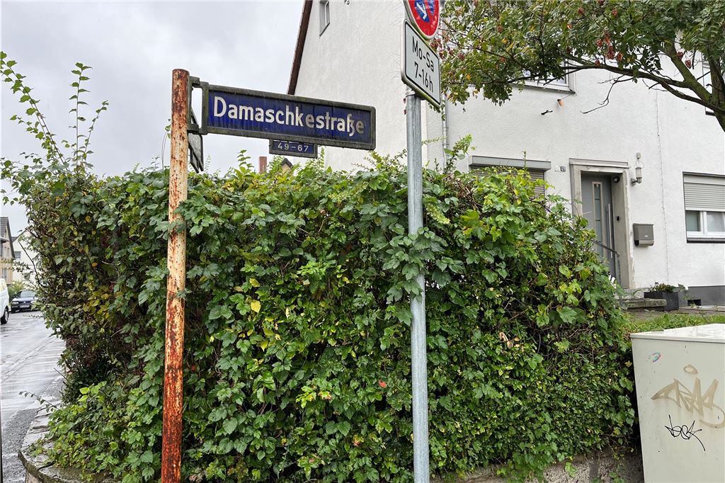 Bis zur finanziellen Schmerzgrenze: Krimi bei Zwangsversteigerung Dieses Reihenendhaus in Ickern gehört bald dem 28-jährigen Pascal Wagner aus Castrop-Rauxel.