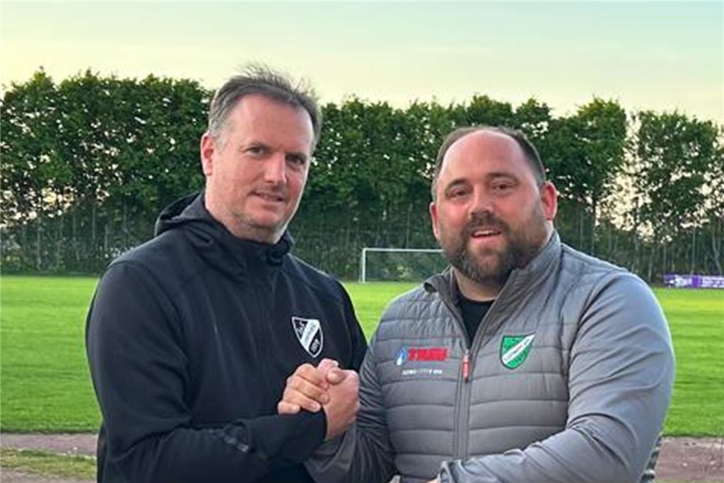 Zurück zum „Wir-Gefühl“: Dirk Appelhoff neuer Sportchef in Lünern Dirk Appelhoff (l.) ist der neue Sportchef beim SuS Lünern. Hier begrüßt ihn der 2. Vorsitzende Manuel Fuhrmann.