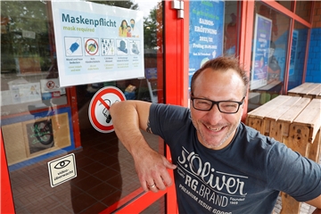 Dr. Martin Brodde will in seiner Eishalle die 2G-Plus-Regel einführen. Sein Plan für ein Testzentrum vor der Tür lässt sich aber wohl nicht umsetzen.