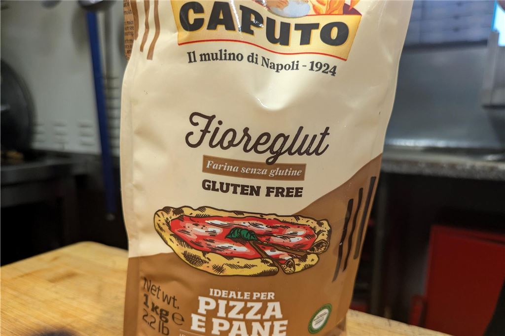 Pizzeria Hollywood-Snack macht glutenfreie Pizza: Vorbestellung möglich Eine Tüte mit glutenfreiem Mehl.