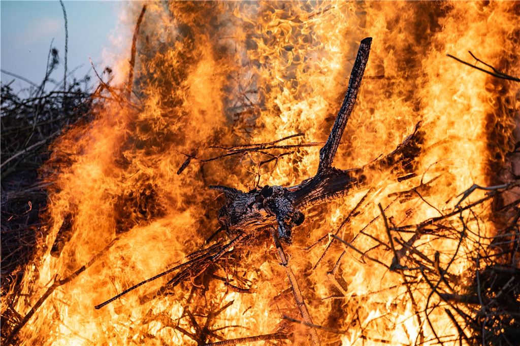 Osterfeuer Alte Heide
