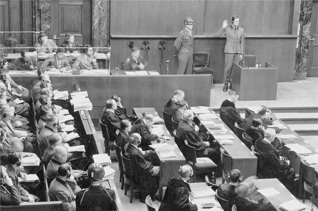 Kurt Blome war führender Nazi-Arzt: Wie er nach dem Krieg als Mediziner in Dortmund wieder Fuß fasste Ein Blick in den Saal beim Nürnberger Ärzteprozess gegen führende NS-Mediziner.