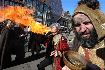 Eine Attraktion des Mendener Frühlings wird der Mittelaltermarkt sein. Dort erwarten die Besucher unter anderem Gaukler.