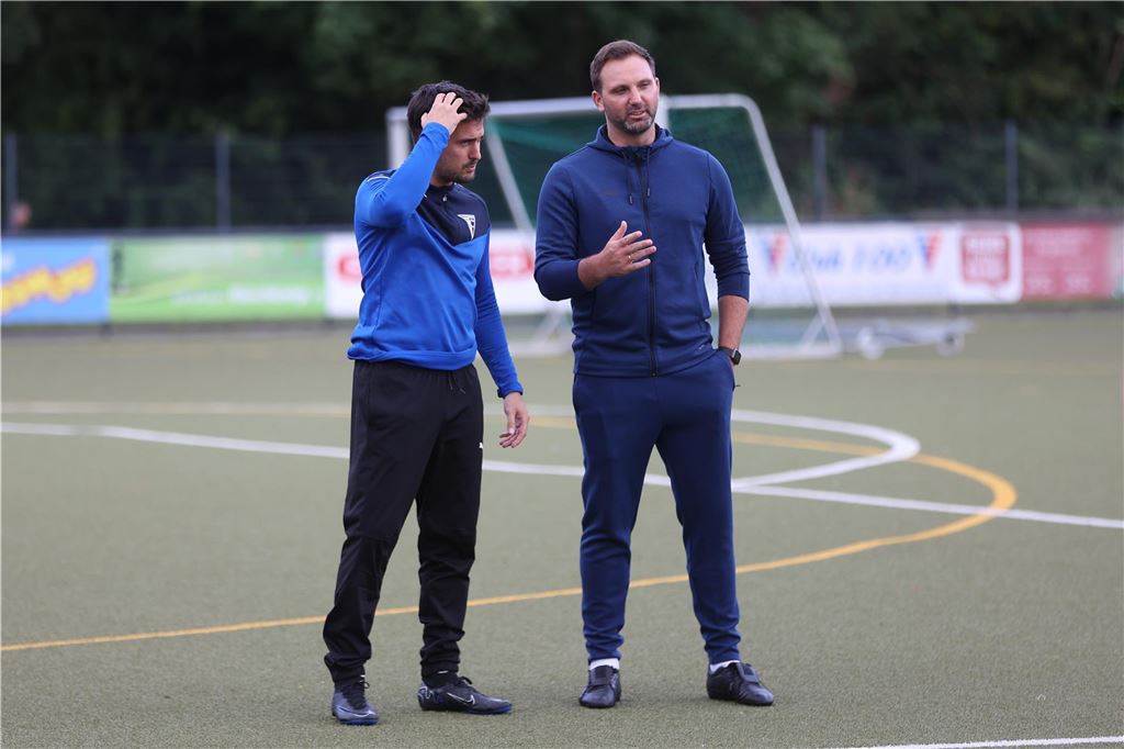 Kehrt Sebastian Schnee zum Werner SC zurück? Sebastian Schnee stand zu Saisonbeginn 2024 noch neben Trainer Sven Pahnreck für den Werner SC an der Seitenlinie.