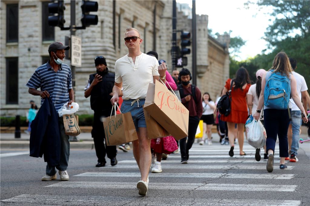 Fünf Situationen, in denen es schön ist, in Unna Single zu sein Einkaufsbummel allein: Der eigene Partner oder die Partnerin sind immer die größten Kritiker. Mal kann das sinnvoll sein, beim Shopping aber auch definitiv stören.