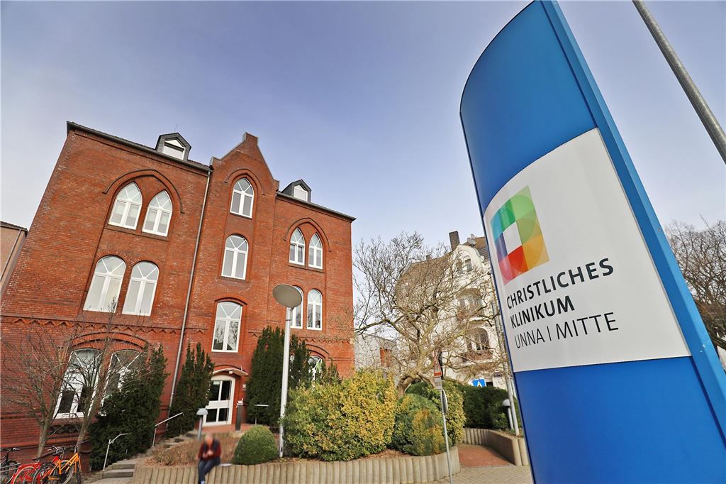 Wirtschaftliche Schieflage: CKU-Mitarbeiter protestieren in Düsseldorf Eine Außenansicht des Christlichen Klinikums Unna Standort Mitte.
