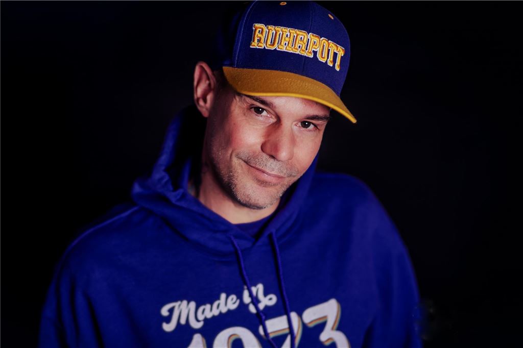 Die Hip-Hop-Legende Der Wolf ist mit neuem Album zurück "Funksta Rap" heißt das neue Album vom Wolf.