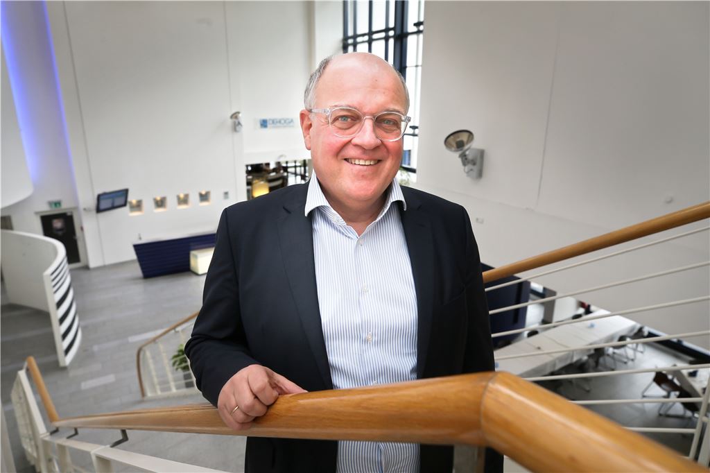 Nach Corona: Experte erwartet neuen Gastro-Boom – und steigende Preise Harald Becker ist seit 2007 Leiter der WIHOGA am Dortmunder Rombergpark.