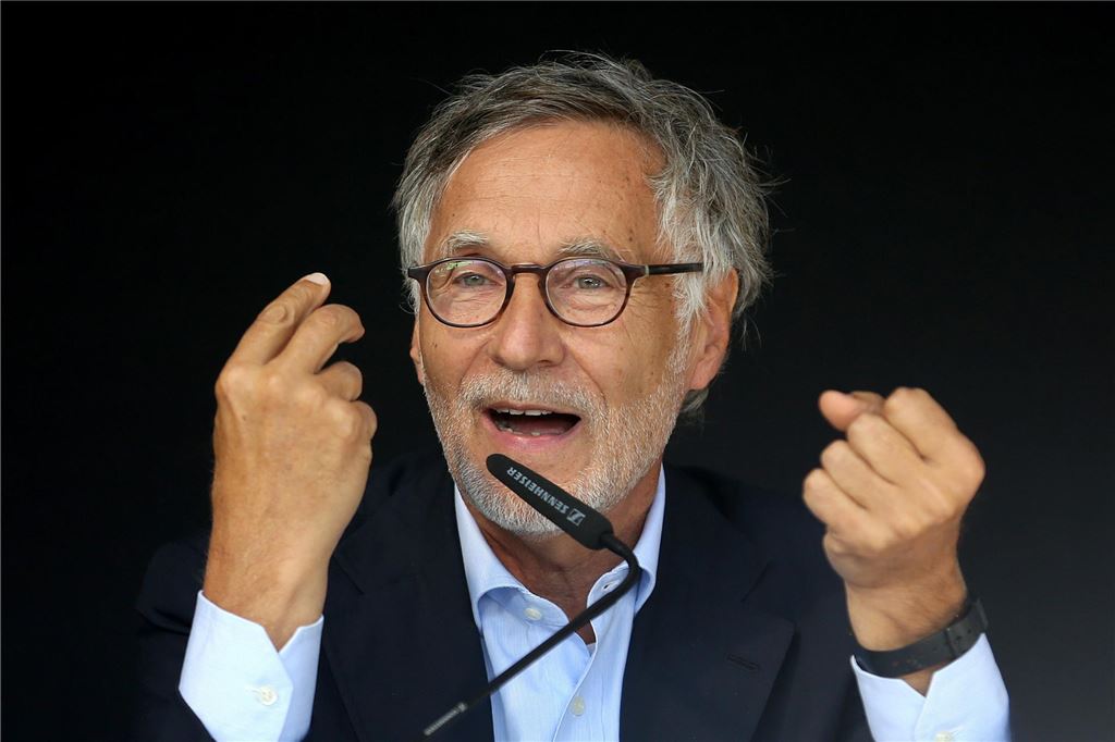 Belastungsprobe für Schwarzgrün: Rudolf Fröhlich ist angezählt Kurt Krieger ist Inhaber und Geschäftsführer der Krieger-Gruppe, zu der auch die Möbelkette Höffner gehört.