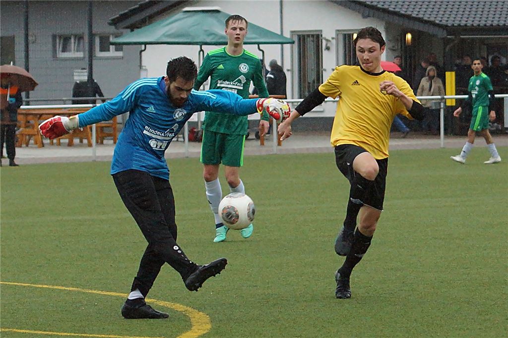 Holzwickeder SC holt Keeper zurück und reagiert auf Weggang der Nummer eins Idris Chamdin (l.) lief bis zur A-Jugend für den Holzwickeder SC auf.
