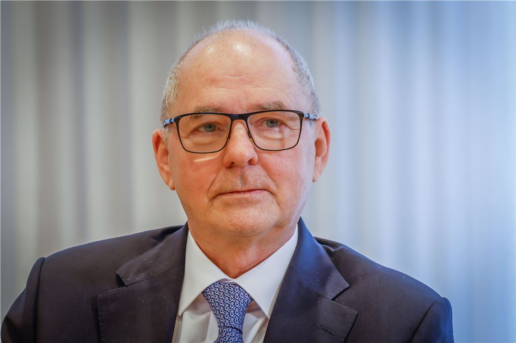 2G-Regel fällt ab Samstag weg: „Handel war lange genug in Geiselhaft“ Dortmunds IHK-Präsident Heinz Herbert Dustmann sieht jetzt Perspektiven für den Handel und auch andere Branchen: „Die anstehenden Lockerungen sind das wichtige Signal, auf das viele unserer Unternehmen sehnsüchtig gewartet haben.“