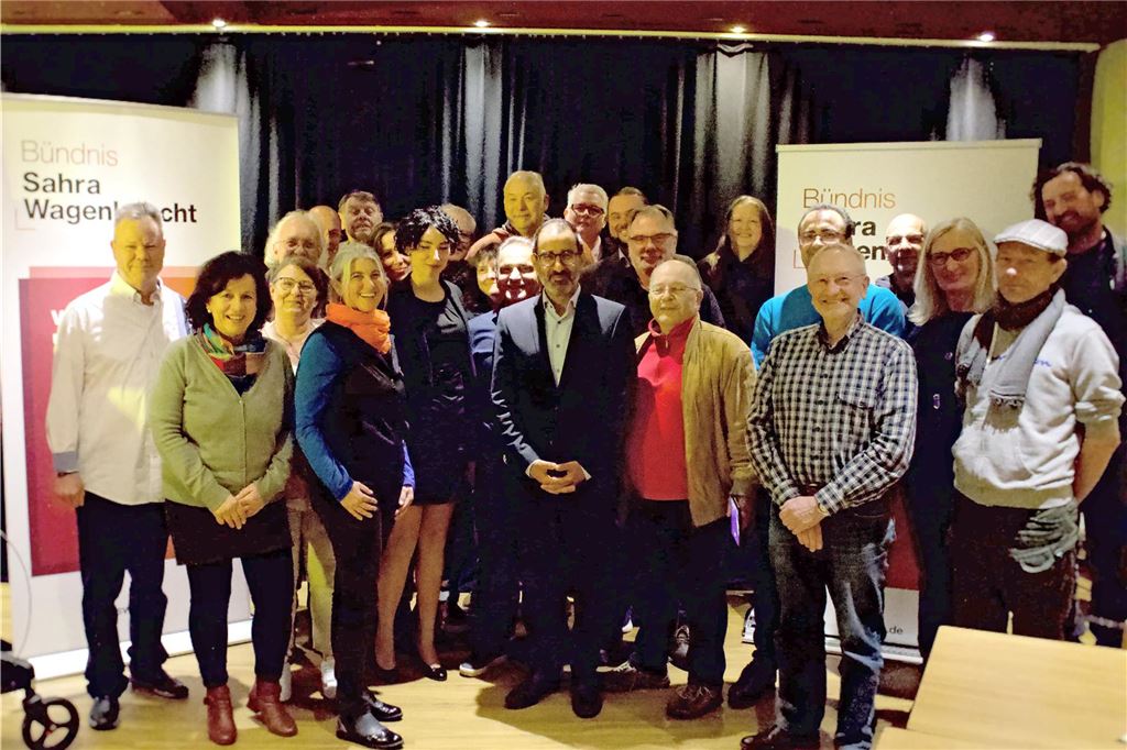 BSW will bei Kommunalwahl in den Kreistag einziehen Unterstützer des BSW aus dem Kreis Unna und aus dem Kreis Soest bei einem Treffen im APril 204 in Schwerte.