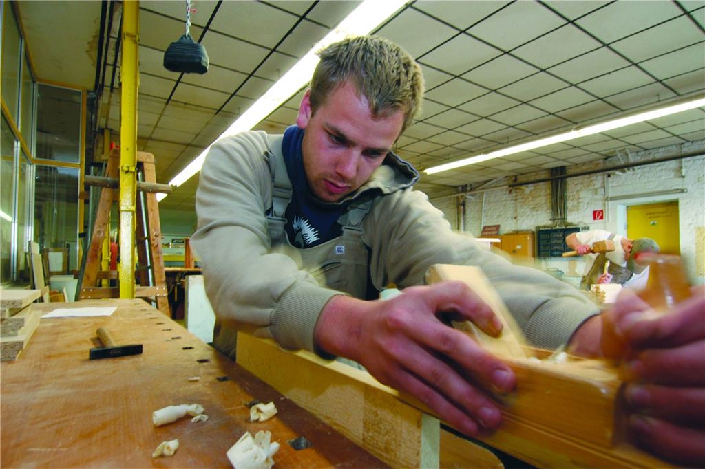 Werkstatt-Chef fordert eine „Kraftanstrengung aller Akteure“ In den Holzwerkstätten können junge Leute zeigen, was sie können. Herbert Dörmann fürchtet, dass viele gar nicht erst die Chance zu einer Ausbildung bekommen.
