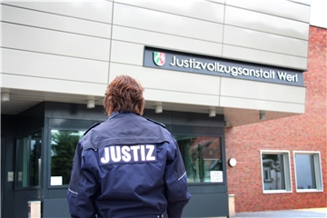 In der Justizvollzugsanstalt in Werl gehen die Plätze für die Sicherungsverwahrung aus.
