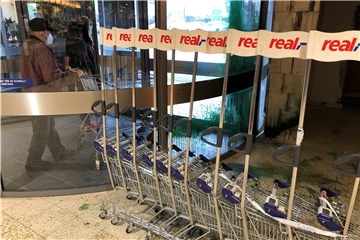 In der Nacht zum 23. Dezember 2021 war der Geldautomat der Volksbank Unna im Real-Markt in Menden gesprengt worden.