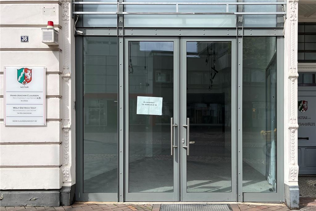 Trotz Tedi und Co.: Ein Leerstandsproblem hat Unna schon In diesem Ladenlokal war zuletzt das Restaurant Nane untergebracht. Regelmäßige Gäste waren voller Lob für die Qualität der Küche, und doch hatte es sich unter den schwierigen Bedingungen der Corona-Zeit nicht etablieren können.