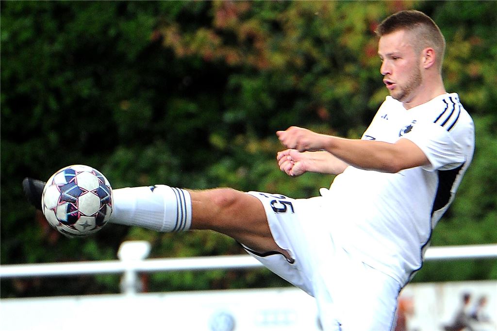 Geisecker SV landet wichtigen Befreiungsschlag vor Derby: Top-Torjäger beendet Durststrecke Jannis Kassel