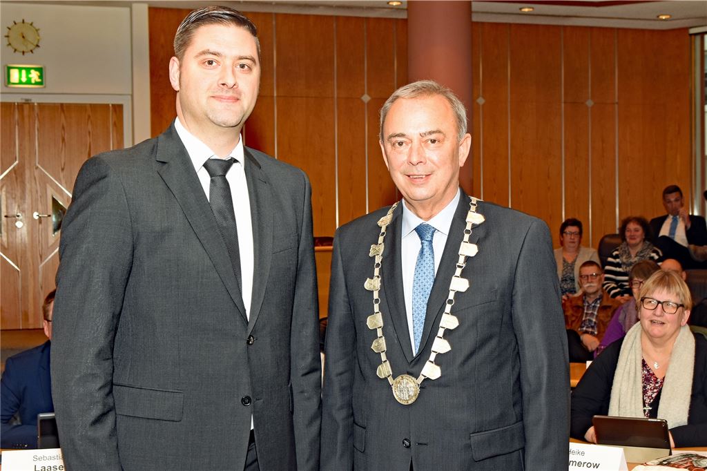 Auf der Suche nach der Nummer 2 im Rathaus Jens Toschläger (l.) hatte seinen Dienst als Technischer Beigeordneter erst einige Wochen angetreten, als ihn der Rat der Stadt Unna bereits zum Ersten Beigeordneten und damit zum allgemeinen Vertreter des damaligen Bürgermeisters Werner Kolter gemacht hatte.