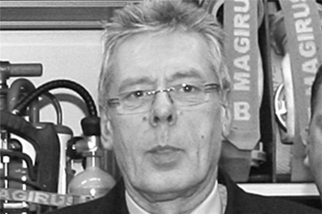 Von diesen Menschen musste sich Bergkamen 2024 verabschieden Nahaufnahme von Jürgen Kowalke in schwarz-weiß.