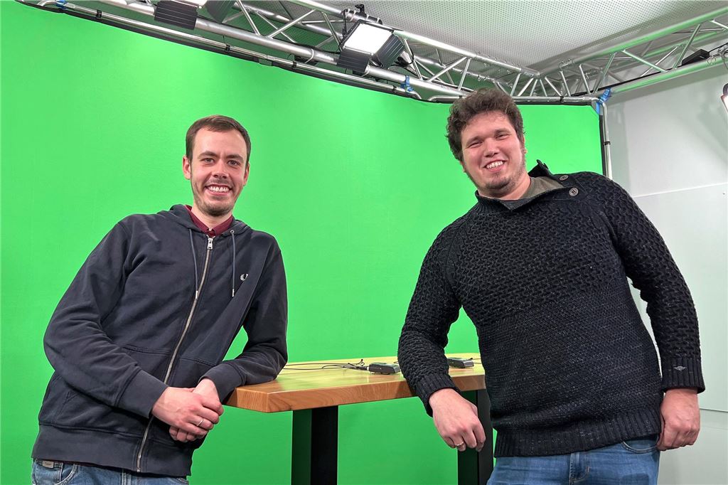 „Partei“-Vorsitzender Justus Scherding über die Reaktionen zum Rauchverbot Justus Scherding, Parteivorsitzender der Partei „Die Partei" in Holzwickede, traf Redakteur Maximilian Zienau im Studio des Verlags zu einem Interview.