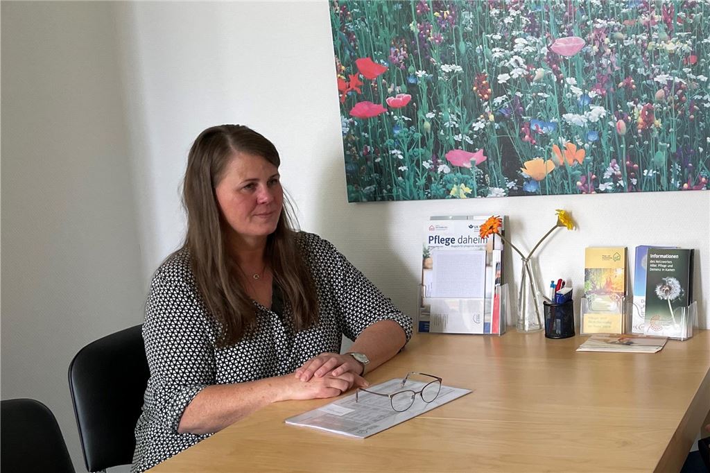 Tagespflege hilft gegen Vereinsamung von Senioren Kerstin Schymiczek von der Pflege-und Wohnberatung des Kreises Unna, ist bei der Info-Veranstaltung mit dabei.