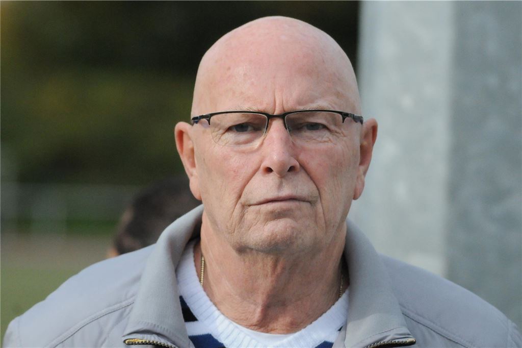 Castrop-Rauxeler Klubfunktionär entlassen: Video vor JVA mit antimuslimischer Hetze kursiert Klaus Holzner, der Vorsitzende der SF Habinghorst/Dingen, wählt klare Worte.
