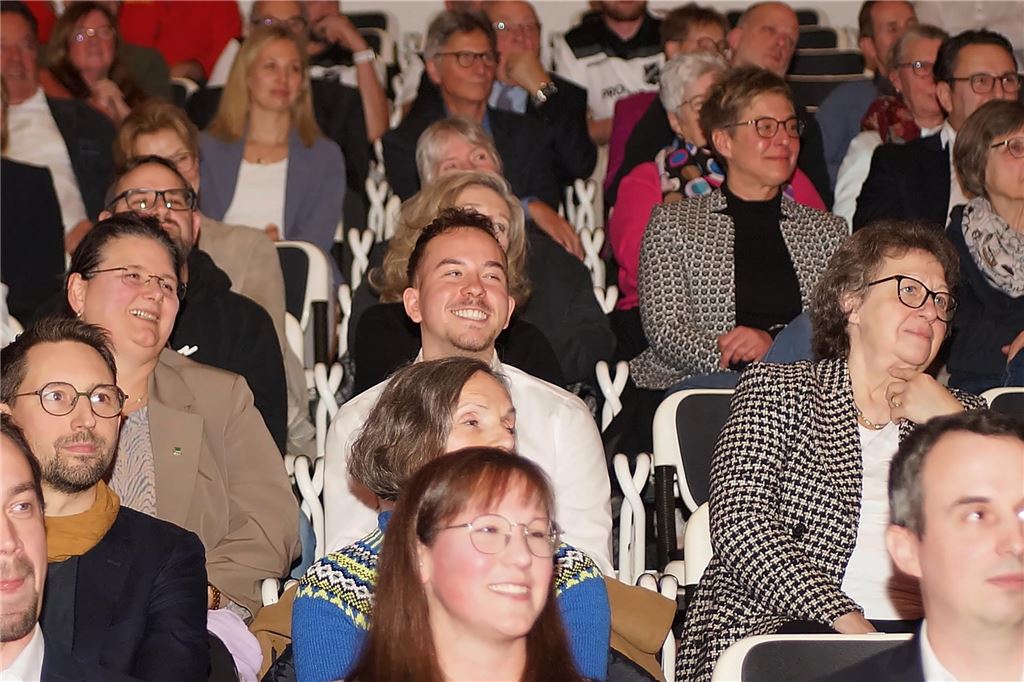 Preisverleihung beim Vereinsprojekt der Sparkasse UnnaKamen in der Stadthalle Unna am Montag, 25. November 2024.