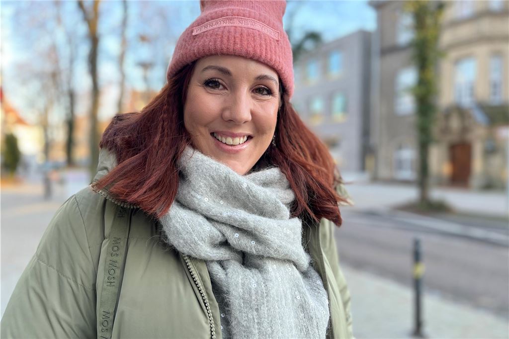 Die „DekoRieger“ macht aus Leerstand einen Laden für Schönes Kristin Rieger ist verheiratet und lebt seit 16 Jahren in Holzwickede. Hier steht sie auf der Allee, nahe dem Rat- und Bürgerhaus.