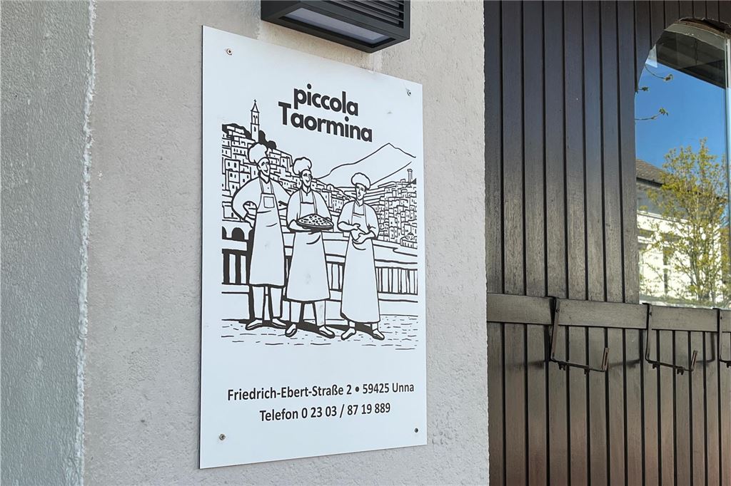 „Piccola Taormina“: Pizzeria ist nach langer Schließung zurück "Piccolo Taormina" heißt es auf einem Schild an der Friedrich-Ebert-Straße 2 in Unna. Nach monatelanger Schließung eröffnet dort die Pizzeria neu.