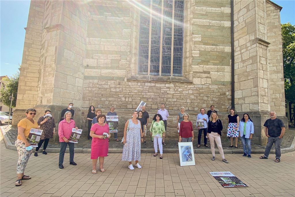 30 Kunstwerke ab sofort in der Stadtkirche zu sehen "Kunstort Unna" 2021 startet. Die teilnehmenden Künstler zeigen wieder einen Querschnitt der Aktion in der Evangelischen Stadtkirche.