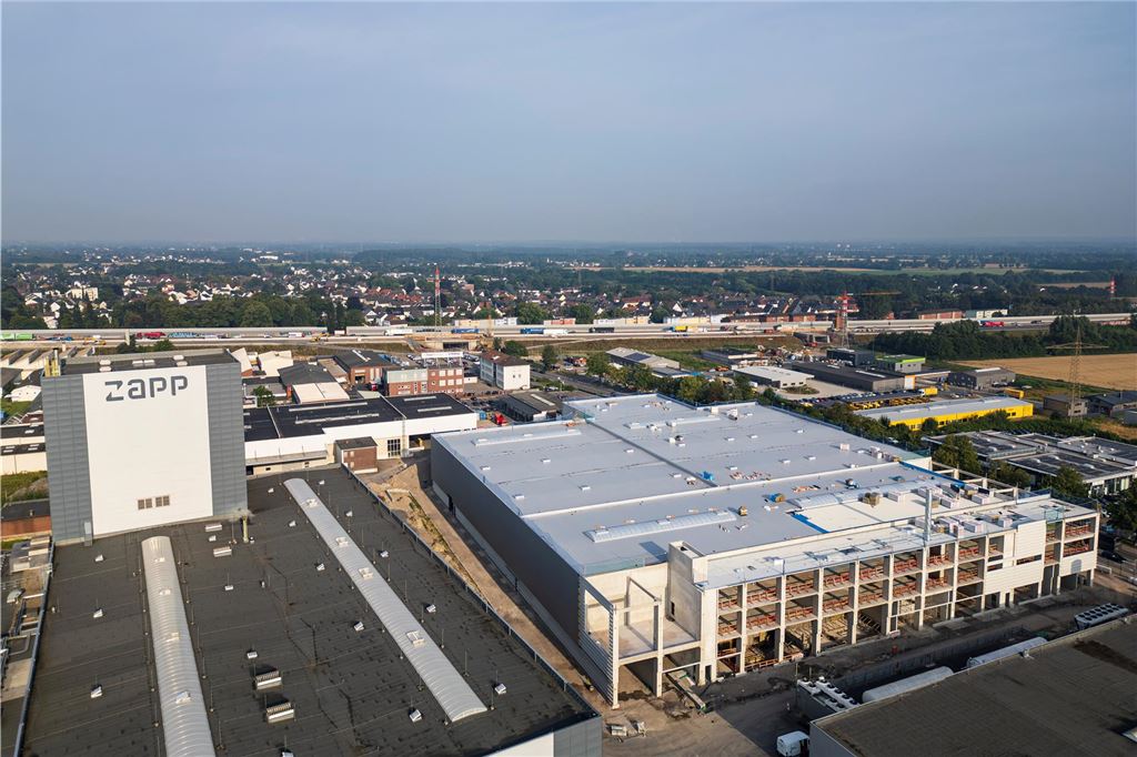 Über 70 Millionen Euro Investition: Zapp-Ausbau nimmt Formen an Luftbild: Neubau der Firma Zapp an der Hansastraße in Unna