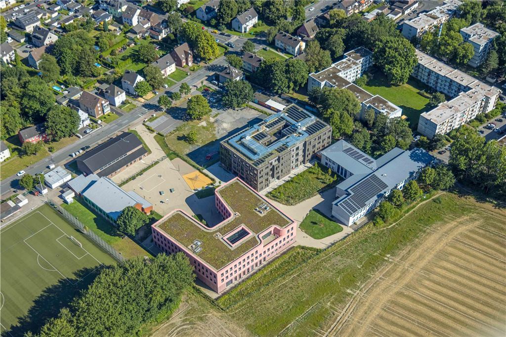 Luftbild, Reinoldi-Gesamtschuleund Wohnblock Grollmannsweg, Bodelschwingh, Dortmund, Ruhrgebiet, Nordrhein-Westfalen, Deutschland
