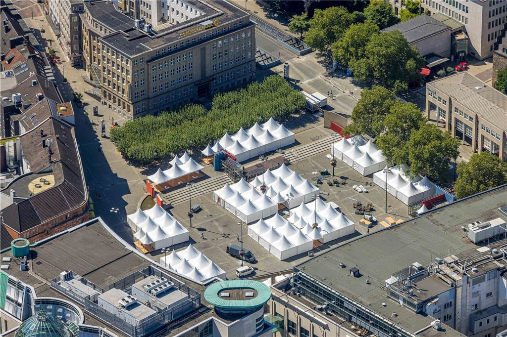 Luftbild, weiße Veranstaltungszelte mit Gastronomie auf dem Hansaplatz, City, Dortmund, Ruhrgebiet, Nordrhein-Westfalen, Deutschland