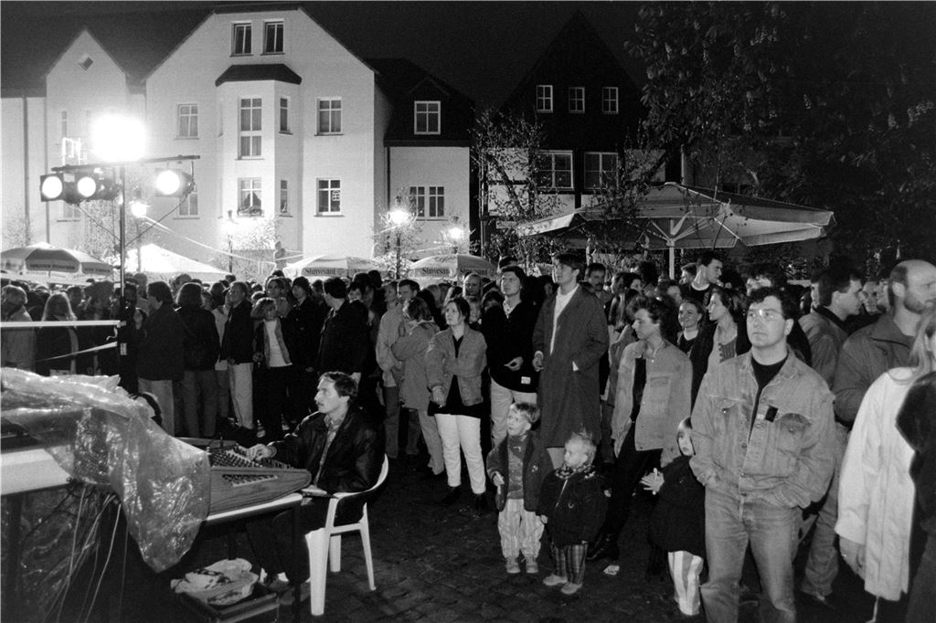 Maiwanderer in Lünen 1995 am Roggenmarkt.