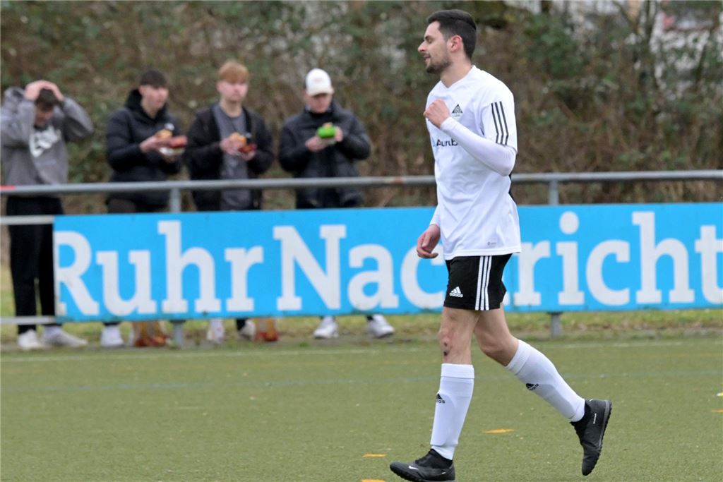 VfB Lünen ist „in einer anderen Phase als zum Saisonbeginn“ Marcel Salmen ballt die Faust