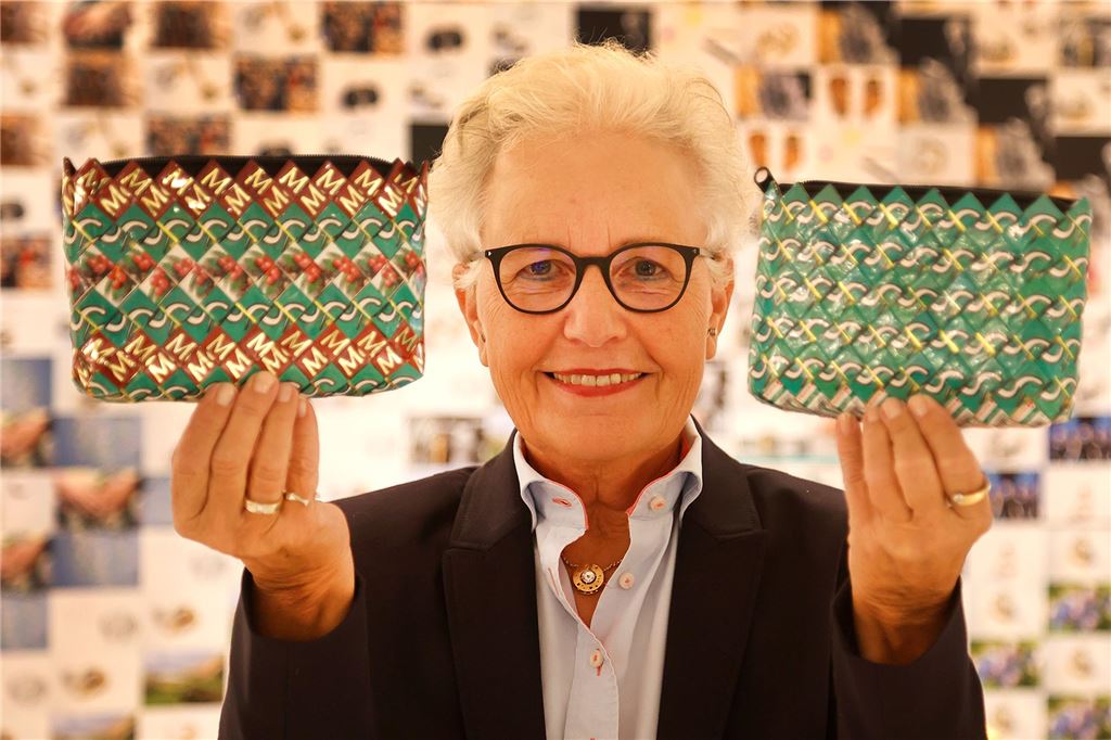 Marianne Telgmann in der Goldschmiede.