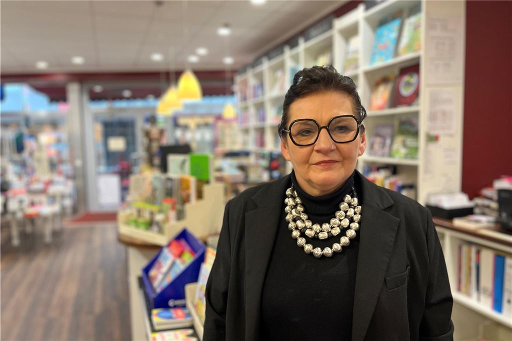 Interesse an Übernahme der Leselust: Buchhändlerin auf Personalsuche Martina Tielker in der Castroper Leselust.