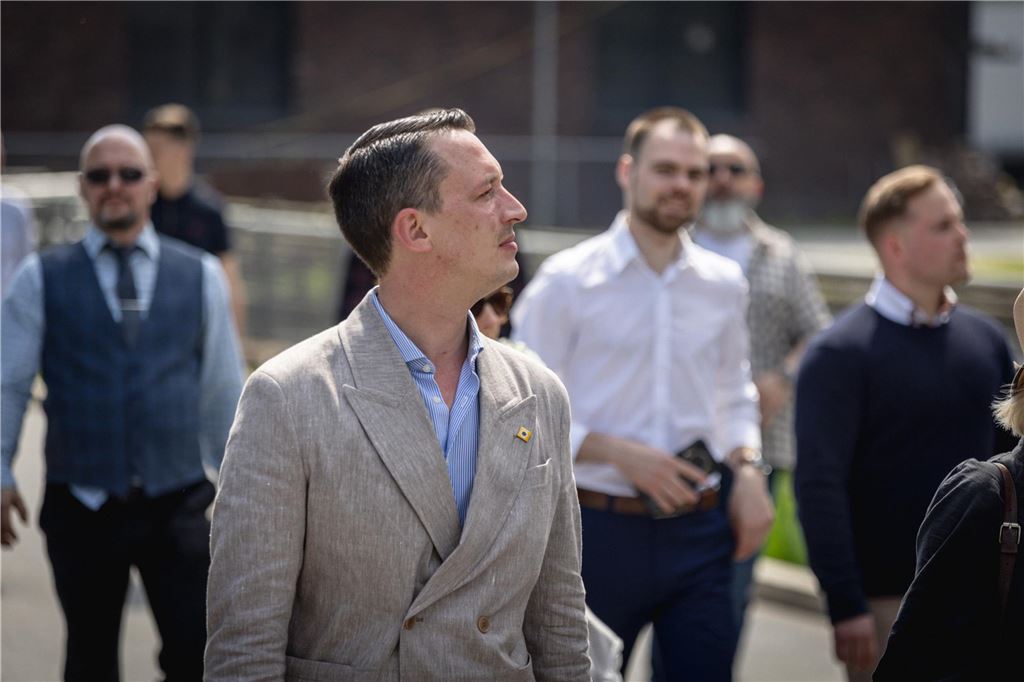 Björn Höcke für „Urlaub“ in Dortmund: Politiker trifft AfD-Mitglieder an der Kokerei Hansa Matthias Helferich nahm wie andere Mitglieder der AfD an dem Treffen auf der Kokerei Hansa teil.