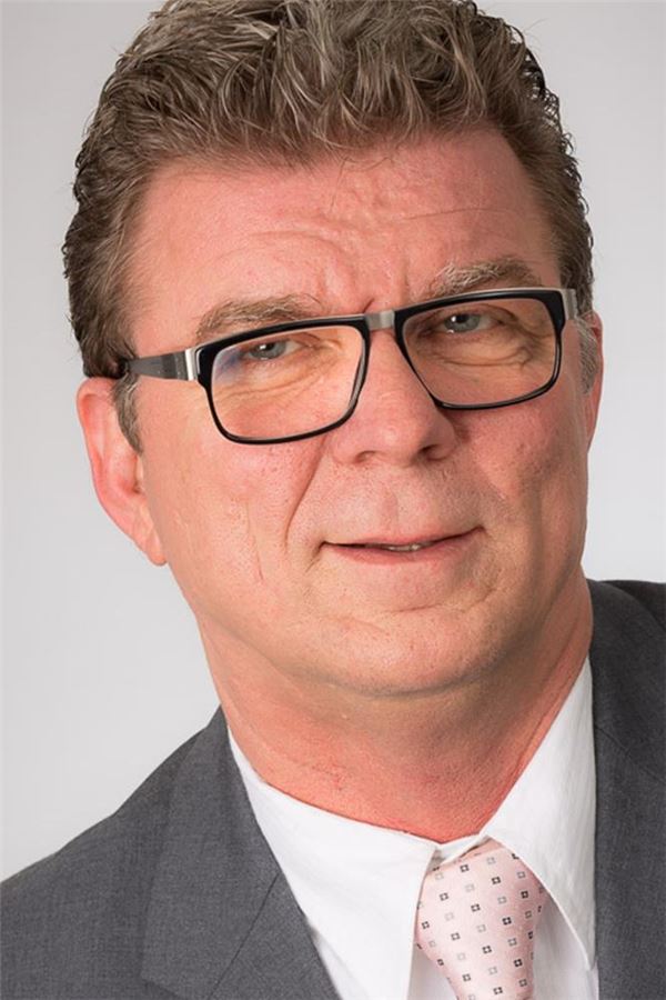 Notfalls aus der Stadtkasse: Unna kämpft um Busverbindungen SPD-Ratsherr Michael Tietze