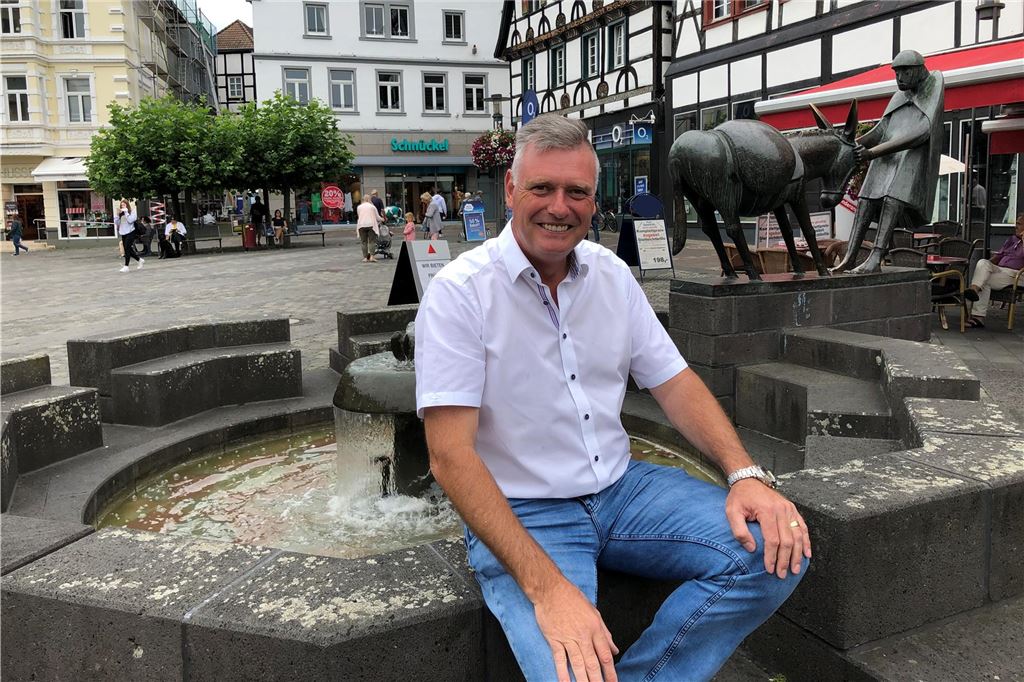 Wigant bereit für Wiederwahl: Wie reagieren jetzt die Mitbewerber? Mit Frank Ellerkmann hatten die Liberalen 2020 einen sympathischen Kandidaten, aber letztlich doch keine Chance gegen die Bewerber der drei Großen.