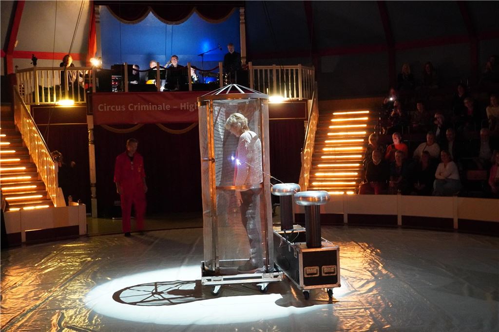 Mord am Hellweg: Eröffnungsgala im Circus Travados Unna am 15.9.