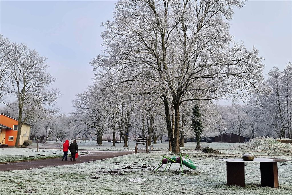 Nachdem sich das Wetter am Sonntag von seiner besten Seite gezeigt hatte, wurde es nachmittags wieder neblig. Wir waren in Königsborn unterwegs.