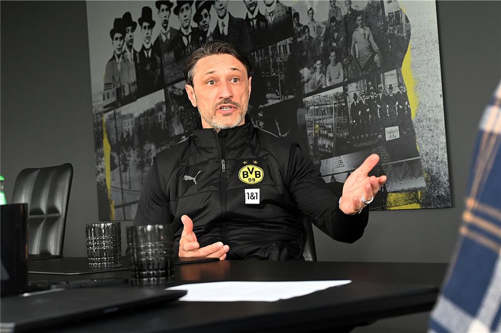 BVB-Trainer Niko Kovac im Exklusiv-Interview: „Dann werde ich sehr unbequem“ Niko Kovac gestikuliert.