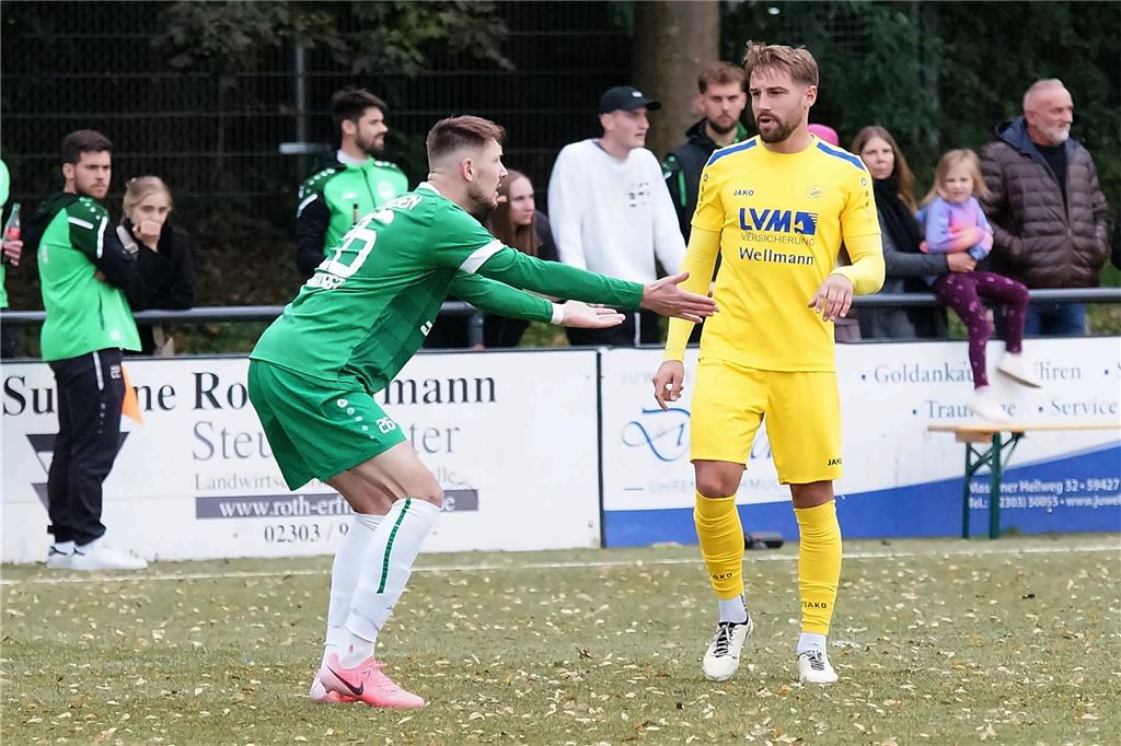 Nico Berghorst im Tor nach Rote Karte für Claudio Osterhoff Nico Berghorst ist überrascht.
