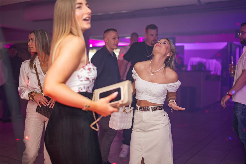 Ob KX, Neue Schmiede oder Stadthalle: Zum Monatswechsel gab es in Unna reichlich möglichkeiten um ausgelassen in den Mai zu tanzen. Im Frühling das absolute Party-Highlight!