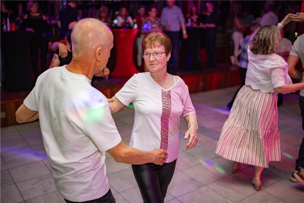 Ob KX, Neue Schmiede oder Stadthalle: Zum Monatswechsel gab es in Unna reichlich möglichkeiten um ausgelassen in den Mai zu tanzen. Im Frühling das absolute Party-Highlight!